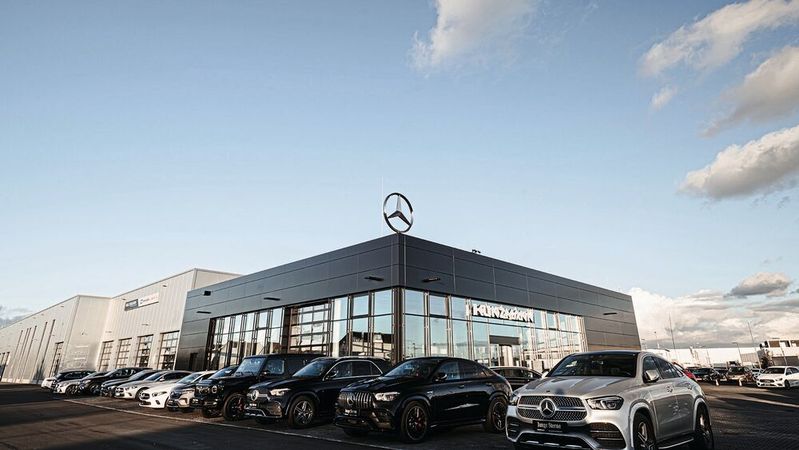 In Büttelborn ist das Autohaus Kunzmann mit einem 31.000 Quadratmeter großen Standort vertreten.(Bild:  Kunzmann)