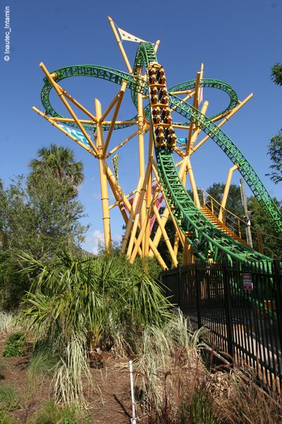 Ausfall unerwünscht: Wenn bis zu 1000 Gäste pro Stunde über die Bahn geschickt werden, dann dürfen die Wagen nicht stehen bleiben. (Siemens)