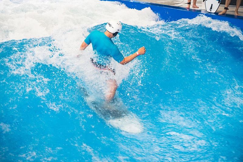 Die Welle wächst, das Wasser steigt. (C4B)