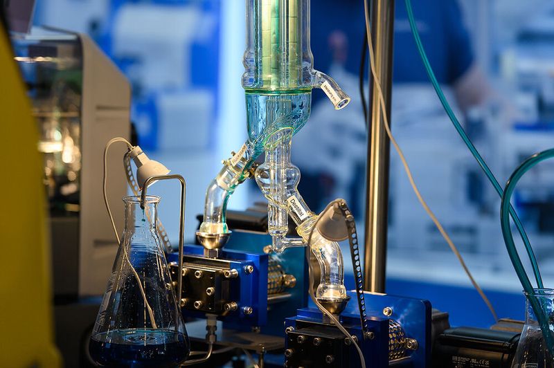 Impressionen aus dem Ausstellungsbereich der LAB-SUPPLY.   Mehr Infos zu den kommenden LAB-SUPPLY-Messen finden Sie auf www.lab-supply.info (Bild: Stefan Stark)