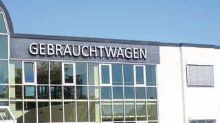 Gebrauchtwagen sind besser verfügbar als im letzten Jahr. Dafür gibt es an anderer Stelle Probleme. (Bild: Grimm – VCG)