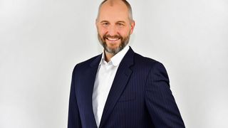 „Wir freuen uns, der Open Industry 4.0 Alliance beizutreten. Durch die Verbesserung der Interoperabilität legen wir gemeinsam den Grundstein für die Entwicklung neuer IoT-Anwendungen“, so Stefan Gierse, Leiter Strategie & Technologie bei Siemens Digital Industries. 

 (Siemens/ Heidrun Hoenninger)