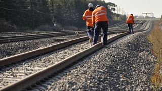 bahn-instandhaltung-physiodave-shutterstock-93480976 (Quelle: PhysioDave/Shutterstock.com)