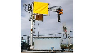 Heidkamp-Säulenschwenkkran nach der Montage in 35 m Höhe. (Bild: Heidkamp)