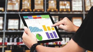 Das Start-up Waves präsentiert seine neu entwickelte, ganzheitlich angelegte Sustainability Management Platform (SMP). So schaffe Transparenz in der Transportkette in Sachen Nachhaltigkeit. (Waves)