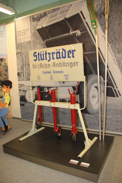 Stützräder für Fünf-Achs-Anhänger wurden eine zeitlang ebenfalls produziert. (Bild: Sonnenberg)