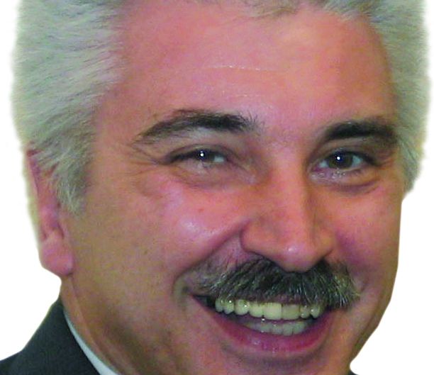 Dr. Hermann Becker, Fertigungs-leiter ZF-Werk Saarbrücken:  „Bevor das Hartdrehen das Schleifen ersetzen kann, muss es über sehr intensive Bauteilversuche abgesichert werden.“ Bild: Kuttkat (Archiv: Vogel Business Media)