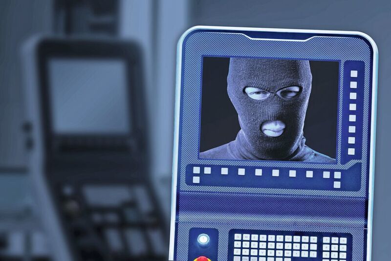 Hacker: Der Feind in Ihrer Maschine (©Grispb, kosmos111 - stock.adobe.com; [M]Kron)