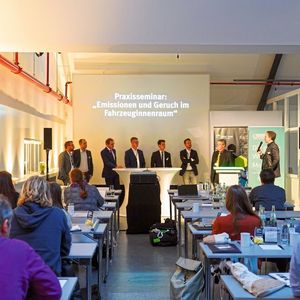 Eine Austausch von Experten zum Thema Emissionen und Geruch im Innenraum. Das war der Expert-Circle in Mönchengladbach.