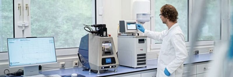 Die präzise Temperierung der flucon-Geräte sorgt für optimale Messeergebnisse.(Bild:  JULABO GmbH)