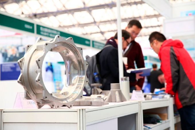Das Thema Zulieferungen deckt die Deutsche Messe AG in China mit der Industrial Supply Asia ab. (Industrial Supply Asia)