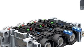 Der modulare Steckverbinder MPC für die Bahn ist in verschiedenen Bauformen erhältlich. (Multi-Contact)