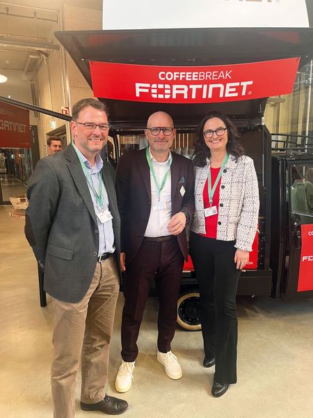 Das Fortinet-Cloud-Team: (v. l.) Vitus Zeller, Oliver Burgstaller und Susanne Endress (Bild: Vogel IT-Medien GmbH)