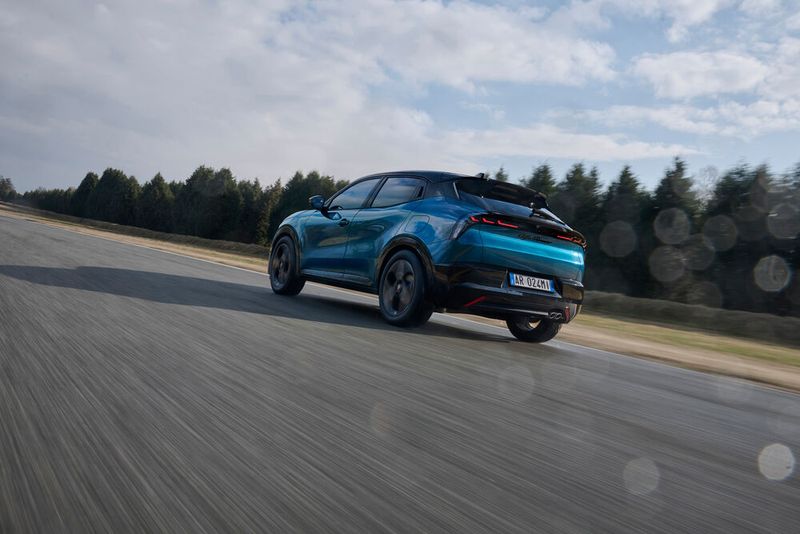 8,9 Sekunden braucht der kleine Alfa aus dem Stand auf 100 km/h. (Bild: Alfa Romeo)