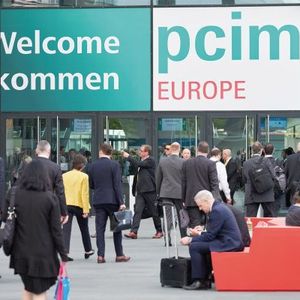 Bild 1: Eine starke Zunahme von Ausstellern charakterisiert die PCIM Europe 2017 mit insgesamt 465 ausstellenden Unternehmen sowie 81 vertretenen Firmen.(Bild:  Mesago/Thomas Geiger)