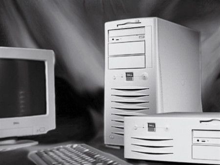 Die erste Workstation der Precision-Reihe hat Dell im Jahr 1997 auf den Markt gebracht. Sie war robust genug, um auch über mehrere Jahre hinweg ohne Unterbrechung zu arbeiten. (Bild: Dell)