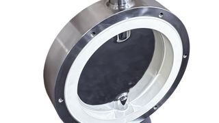 Die Containerklappe dient als Auslaufverschluss für IBC-Schüttgutcontainer und sorgt für Hygiene, Dichtheit und Wartungsfreundlichkeit (Bild: Warex Valve )