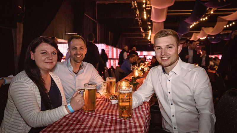 In der Posthalle in Würzburg herrschte gute Stimmung – einige Impressionen ... (Bild: Stefan Bausewein)