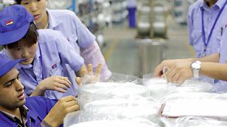 Chinesische Unternehmen investieren weltweit. Jüngstes Beispiel: In diesem Monat startet die Produktion des zweiten Glasfaser-Ofens in Ägypten. Investor der 80.000-t-Anlage ist das Unternehmen China Jushi aus Zhejiang. (Amac GmbH)