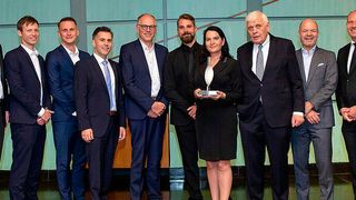 Vertreter des Steinbeis-Forschungszentrums und von Koenig & Bauer bei der Preisverleihung in Stuttgart. (Koenig & Bauer)