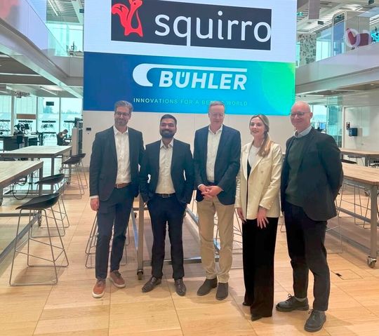 Partners for AI implementation: Vidor Kapy (CIO Bühler), Saurabh Jain (CTO Squirro), Mark Macus (CFO Bühler), Lauren Hawker Zafer (COO Squirro), and Ian Roberts (CTO Bühler) (from left).(Image: Squirro)