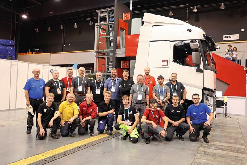 Truck- und Bus-Spezialisten aus acht Ländern stellten sich in ihrem Skill dem Wettbewerb. (Bild: Worldskills Europe)
