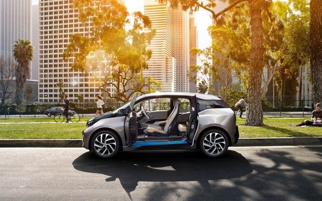 BMW i3: Testfahrten in verschiedenen Städten (Bild: BMW)