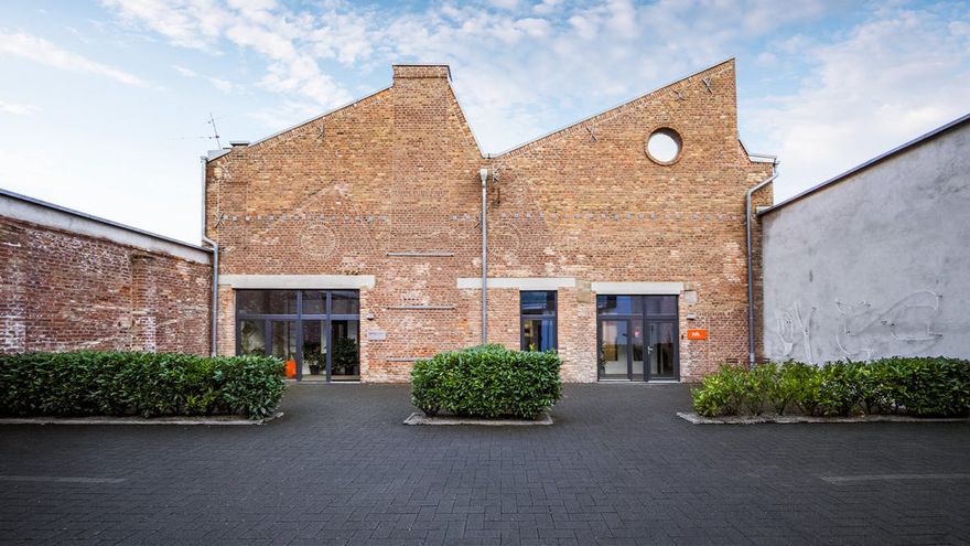 dedd0e55-64ac-4c95-8d13-f52529d692d7 (zuk. AG)