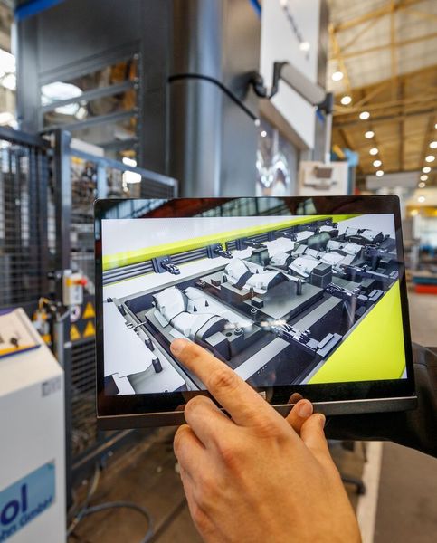 Auf der Euroblech in Hannover zeigt Schuler die neue Servopresse MSP 400 einschließlich der Bediener-Software „Smart Assist“. (Schuler)