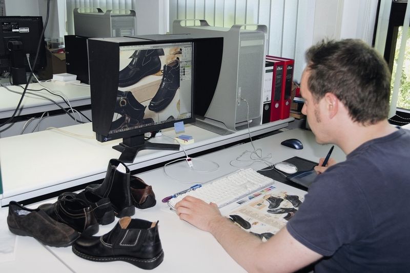 Beim Druckvorstufenbetrieb Held wird auf Mac-Rechnern gearbeitet. (Archiv: Vogel Business Media)
