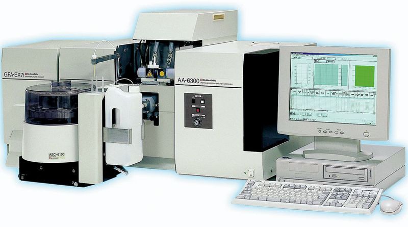 Abb.3: AA-6300 mit GFA-EX7i und ASC-6100 für die automatisierte Multielementanalytik. (Archiv: Vogel Business Media)