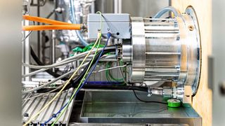 Der neue E-Motor von Mahle soll unbegrenzt lange mit hoher Leistung arbeiten können.  (Bild: Mahle)