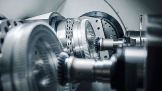 At the AMB, SW presents as the only provider worldwide a multi-spindle processing center for power skiving, which can reduce production times by up to 50 percent. (Image:SW)