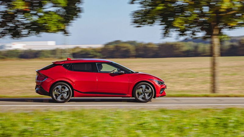 Die Reichweite beträgt bis zu 528 Kilometer nach WLTP. (Bild: Kia)