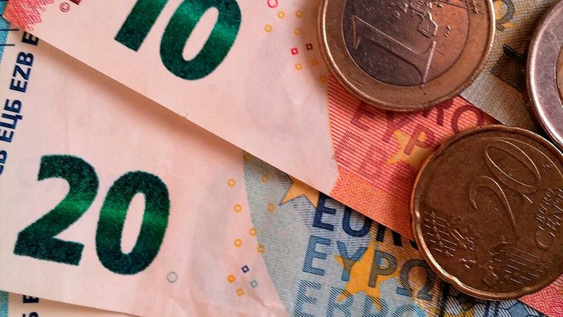 Für die breite Masse der Autos hat die Reform der Kfz-Steuer kaum einen spürbaren Effekt.(Bild:  gemeinfrei /  Pixabay)