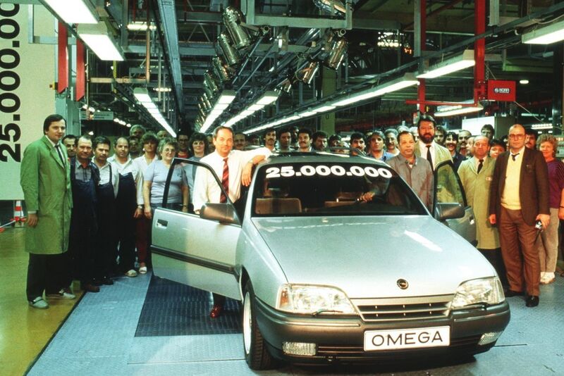 Produktionsrekord: 1989 lief in Rüsselsheim der 25-millionste Opel Omega vom Band. (Foto: Opel)