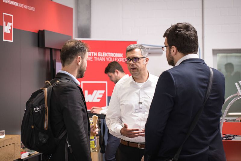 Steckverbinderkongress 2023 Tag 2: Kongress mit Trendthemen von PCF über DC-Steckverbinder, Hybridsteckverbinder, Qualifizierung, Single Pair Ethernet, Hands-on Workshops bis zu 3D-Druck und Konfektionierung. (Bild: Stefan Bausewein)