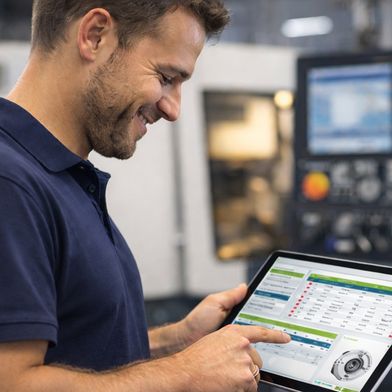 Das MES ProMExS verbindet Feinplanung und Shopfloor über eine gemeinsame Datenbasis. (Bild: Sack EDV-Systeme (Digitale Visualisierung + KI-Unterstützung))