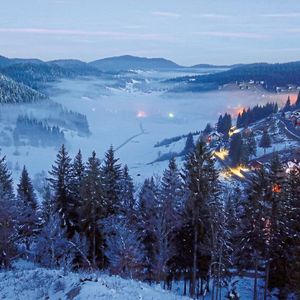 Blick auf die Retje-Mulde vom Tabor-Hügel aus. (Bild:  Miha Markelj, NILU)
