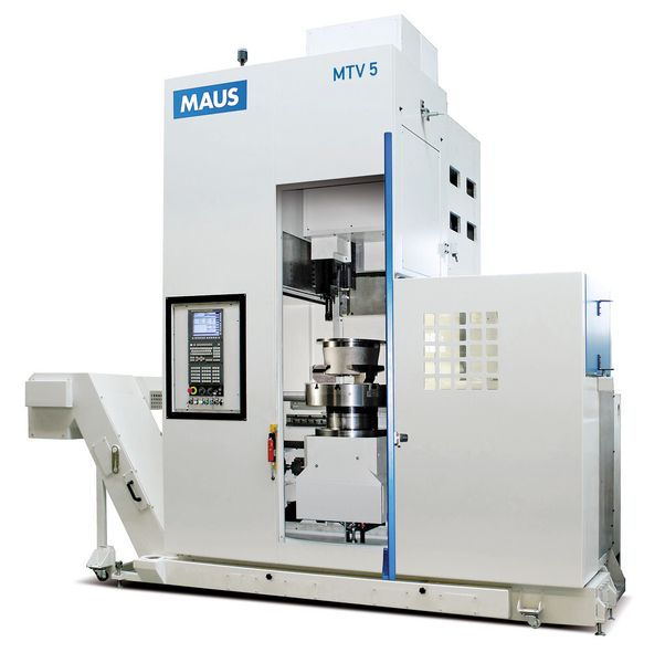 Das vertikale Drehzentrum als Stand-alone-Maschine oder ... (Bild: Maus)