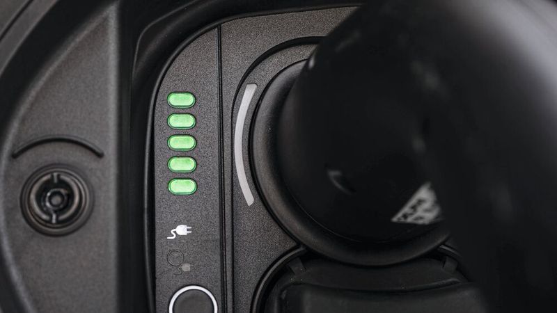 Locked and loaded. (Bild: FCA)