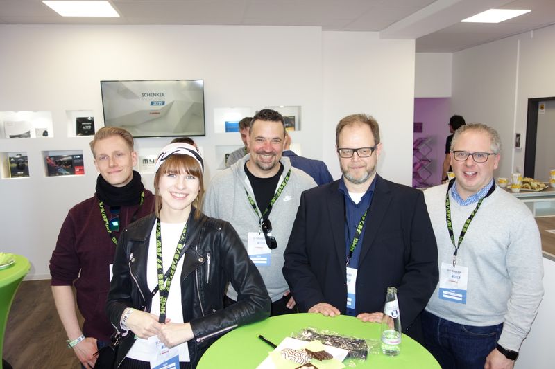 Hamburger unter sich, (v. l.) Mats Pache und Inga Martensen, Markensturm, Nils Seiler, nimo trading, Gunnar Ehlers und Michael Rabinovici, PNY. (Bild: IT-BUSINESS)