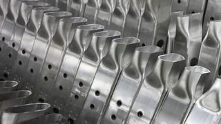 Leichtbaukomponenten aus der hochfesten HSA6-Legierung für Crash-Management-Systeme (Constellium)