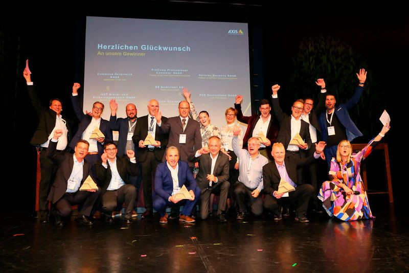 Alle Gewinner der insgesamt sieben Kategorien (Bild: Axis)