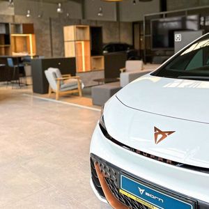 Der Showroom ist gut 700 Quadratmeter groß.(Bild:  Seat/Schneider-Gruppe)