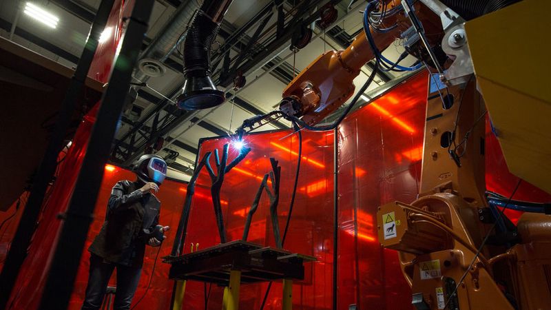 Um das Potential von 3D-Druck auch im großen Maßstab auszunutzen, müssen Roboter und entsprechende Drucksysteme in der Lage sein, autonom zu arbeiten und mitzubekommen, was in ihrer Umgebung geschieht.  (Autodesk)