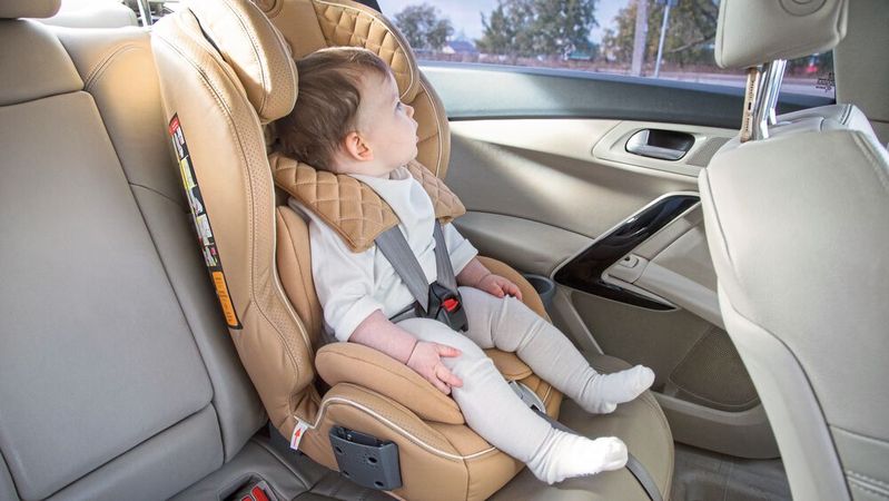 ISO-Fix ist ein sicheres und einfach zu handhabendes Befestigungssystem für Kindersitze im Auto.(Bild:  zatevakhin - stock.adobe.com)