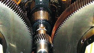 Mit dem kraftgeregelten Kaltwalzprozess FCR (steht für Force Controlled Rolling) stellt das Unternehmen auf der EMO Hannover 2007 (Halle 2, Stand A63) eine zuverlässige alternative Fertigungsmöglichkeit vor. (Archiv: Vogel Business Media)