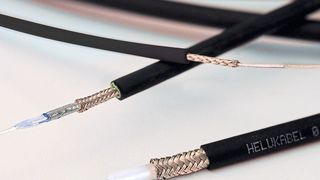 Helukabel bietet neu im Programm Koaxialkabel für den Einsatz in Schleppketten.  (Helukabel)