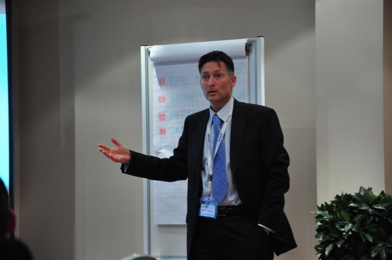 Mark Bakker presented available security solutions from Cisco. But some of the present end users argued: There are special needs for the the installed base and the complexity is very high.  (Picture: M.Henig/PROCESS)